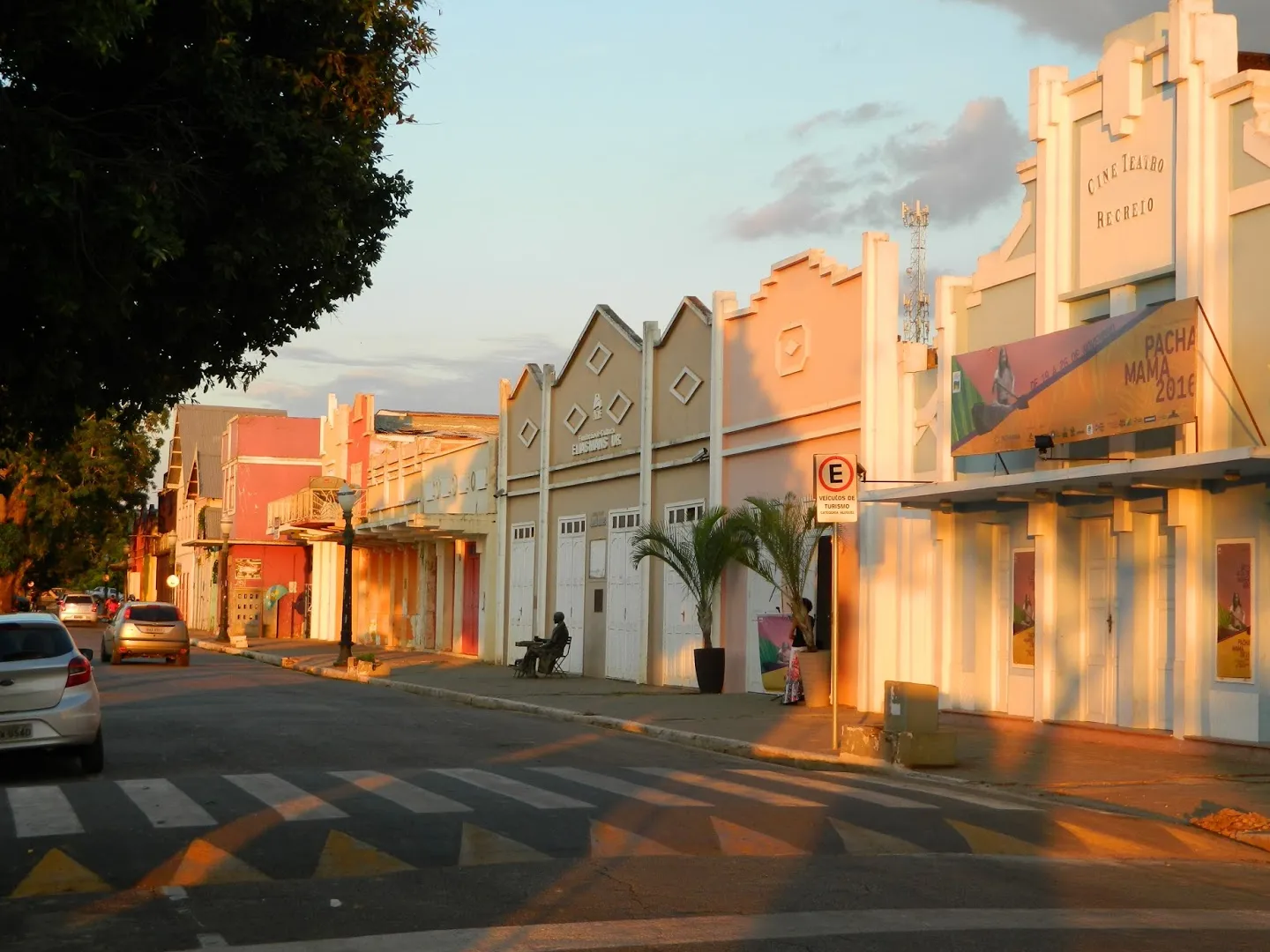 Gameleira Cultural Center