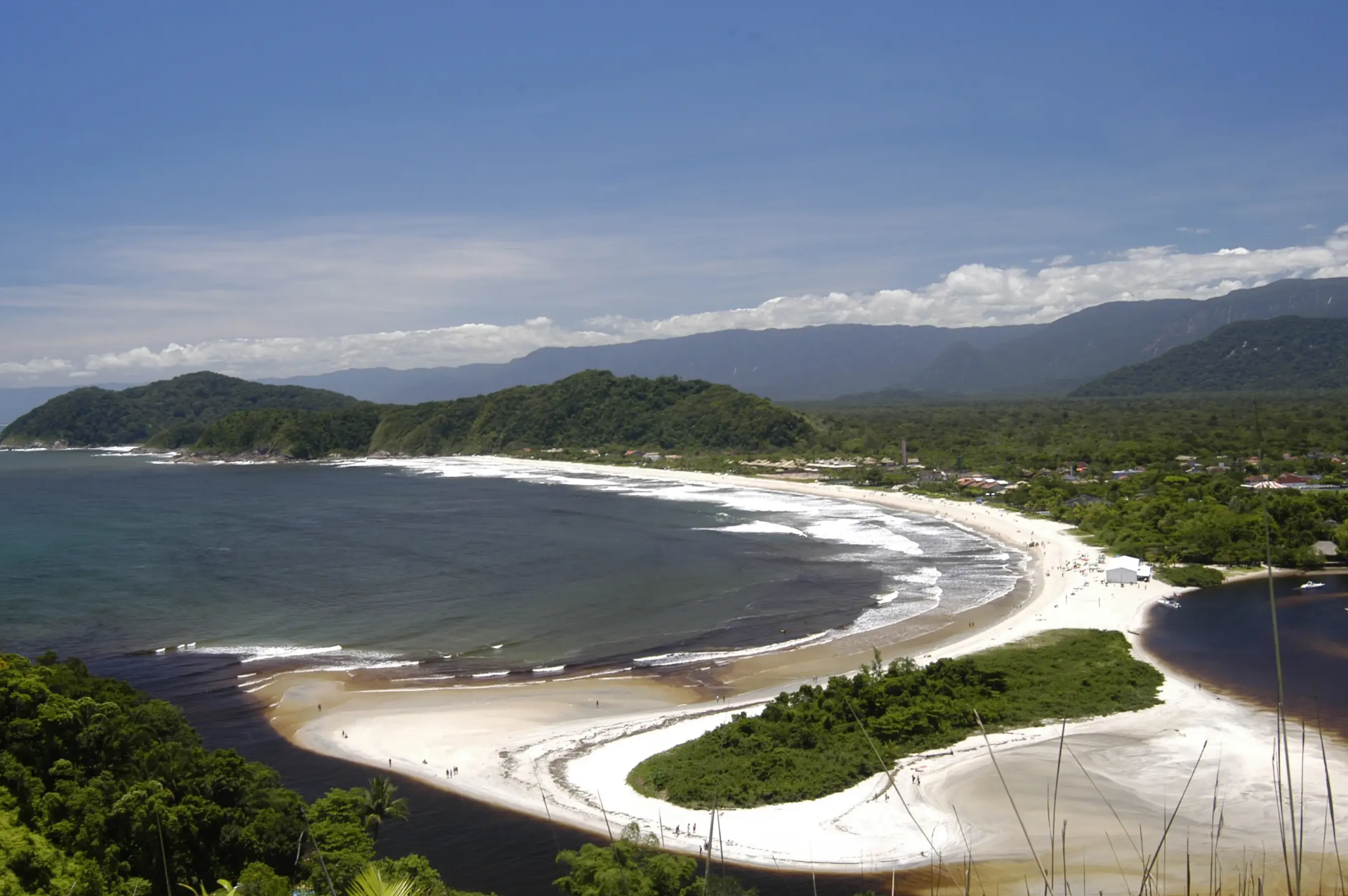 Praia de Camburi