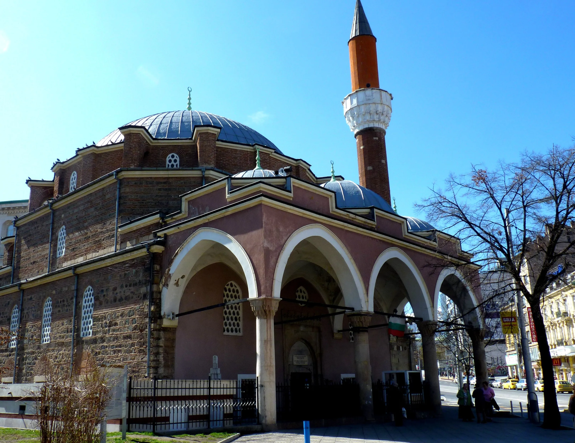 Banya Bashi Mosque