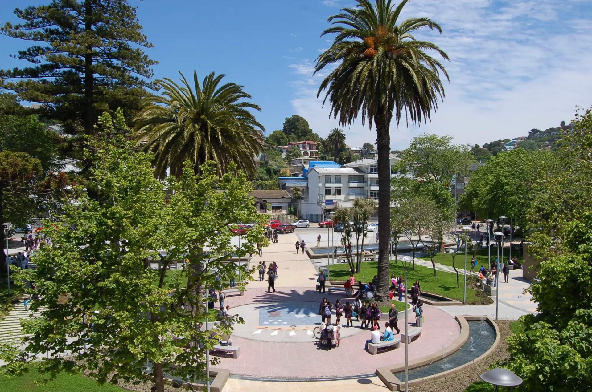 Plaza de Armas Arturo Prat