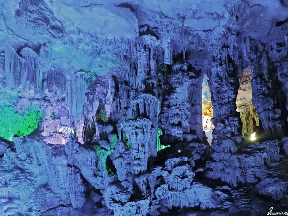 Cueva de la Flauta de Caña