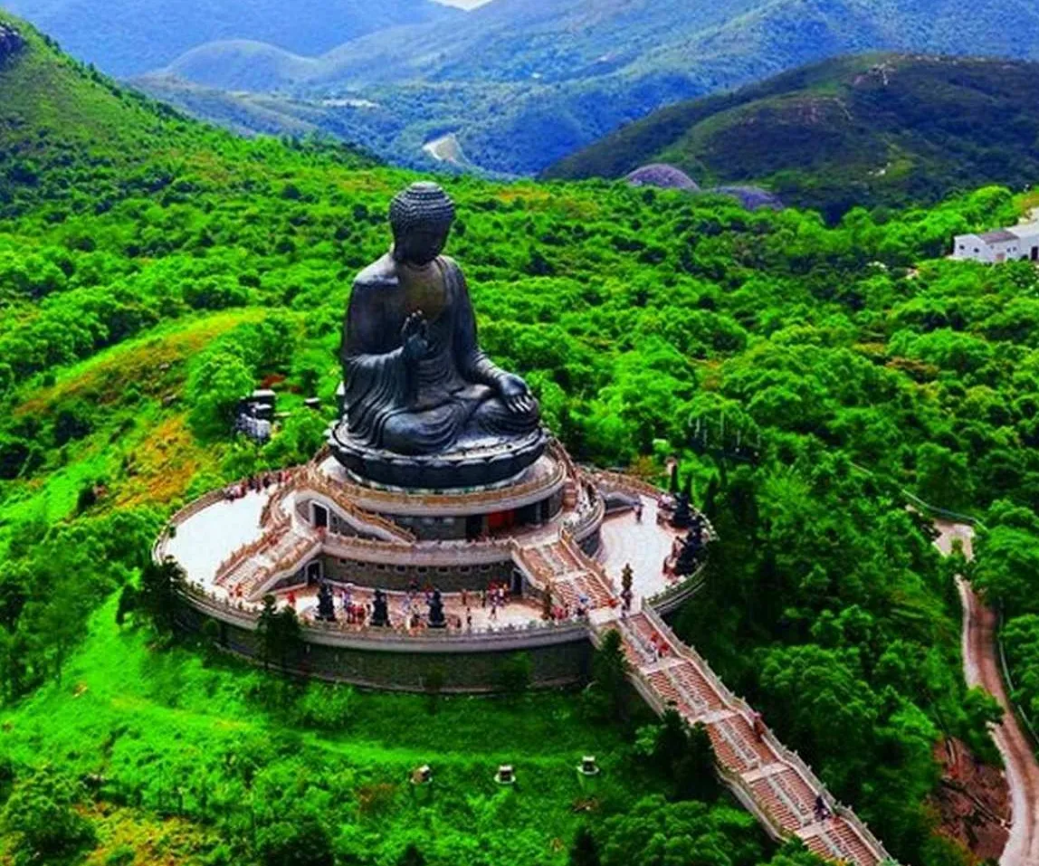 Tian Tan Buddha