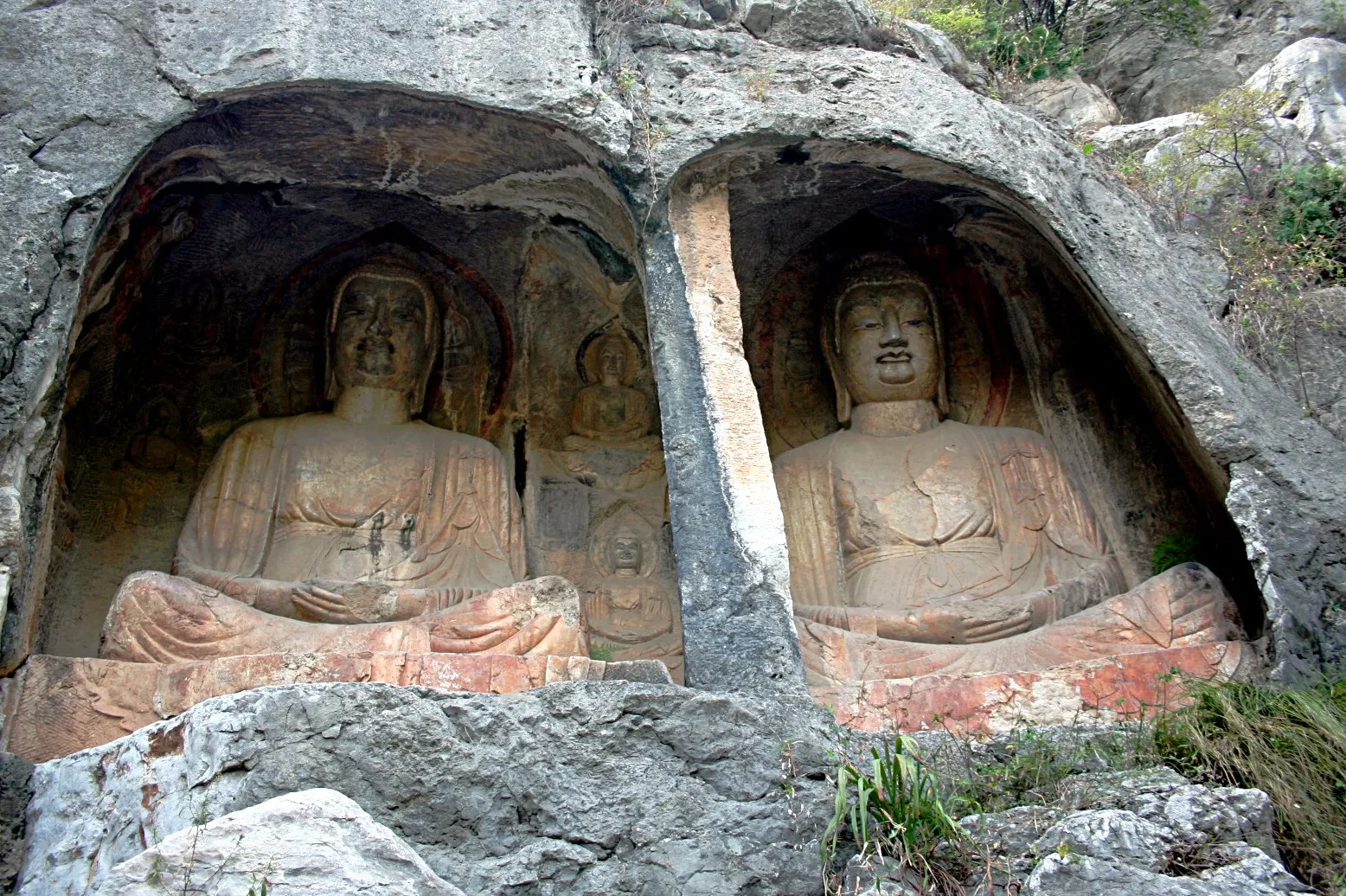 Thousand Buddha Mountain