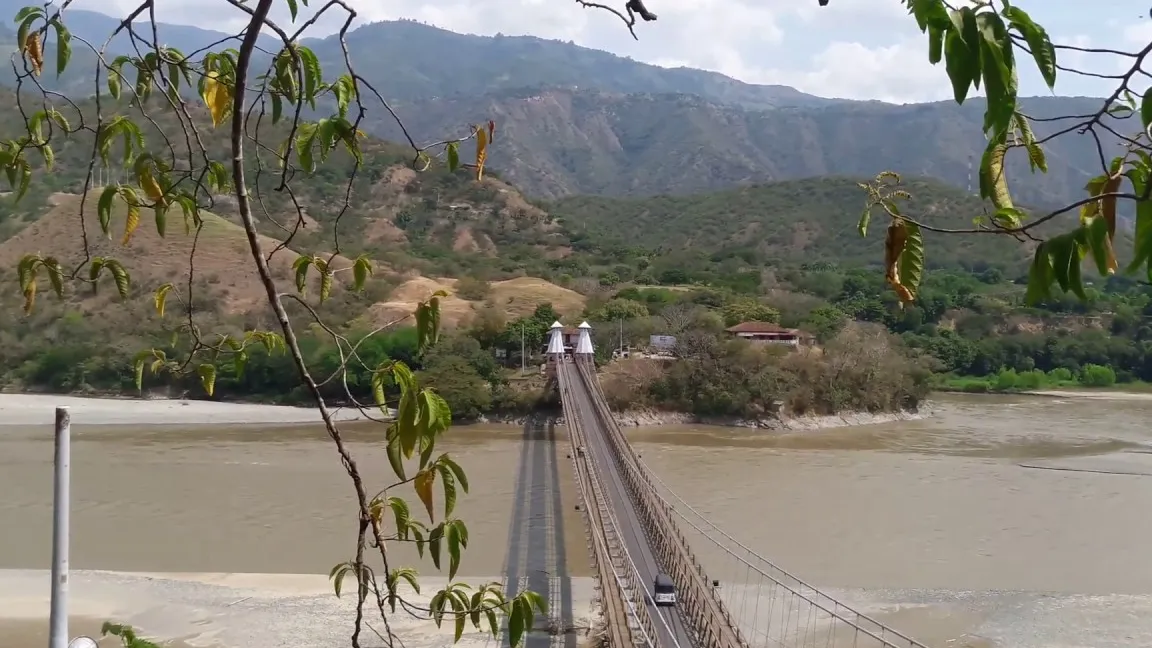 Puente de Occidente