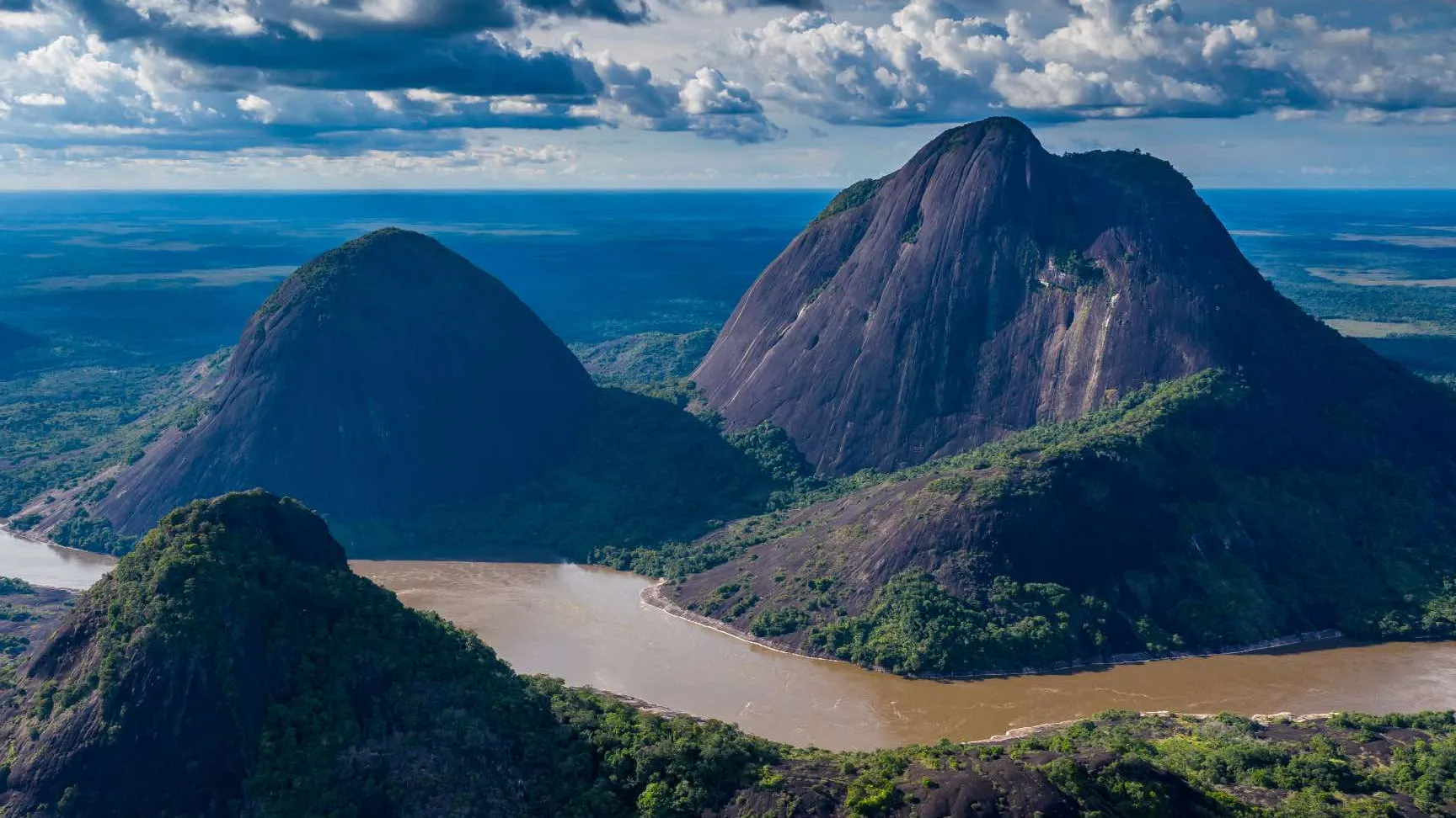 Cerros de Mavecure