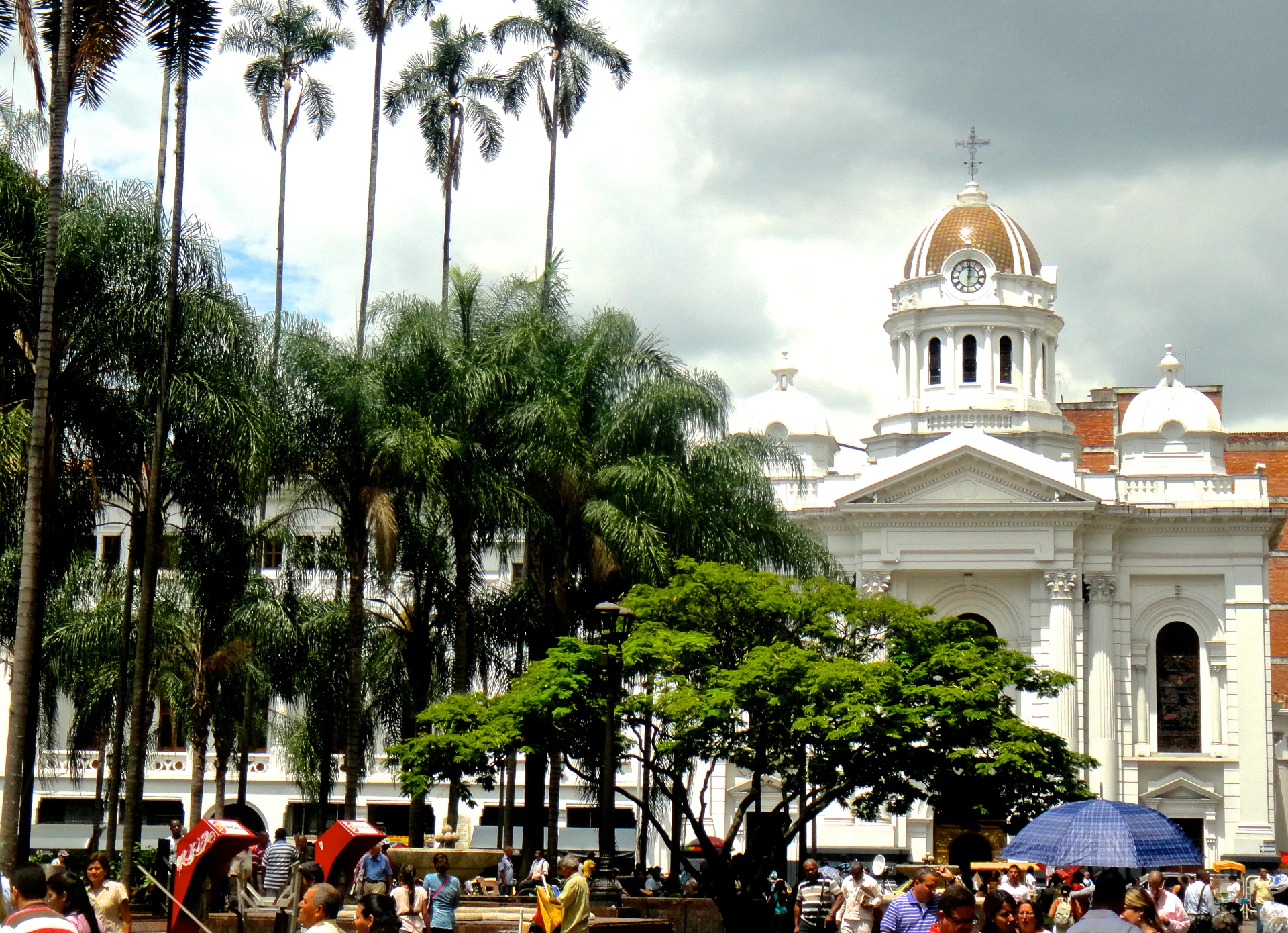 Plaza de Caicedo