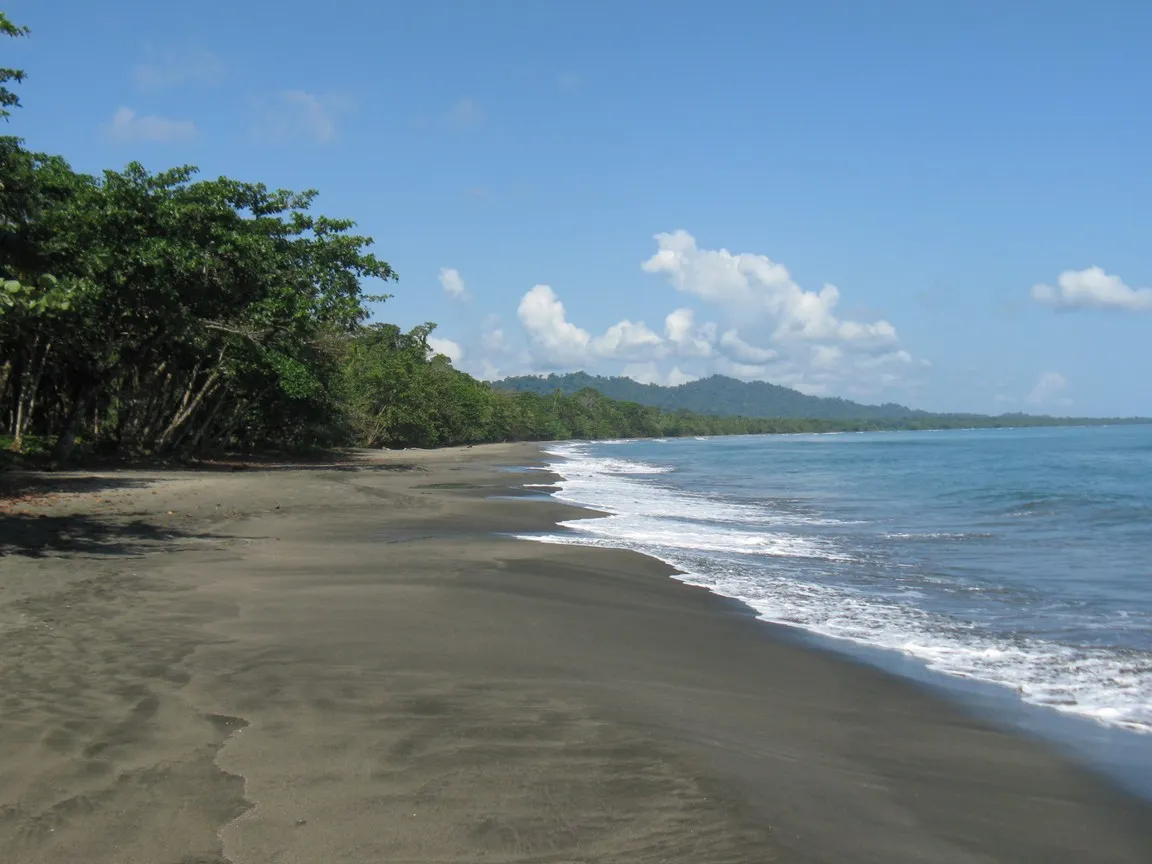 Playa Negra