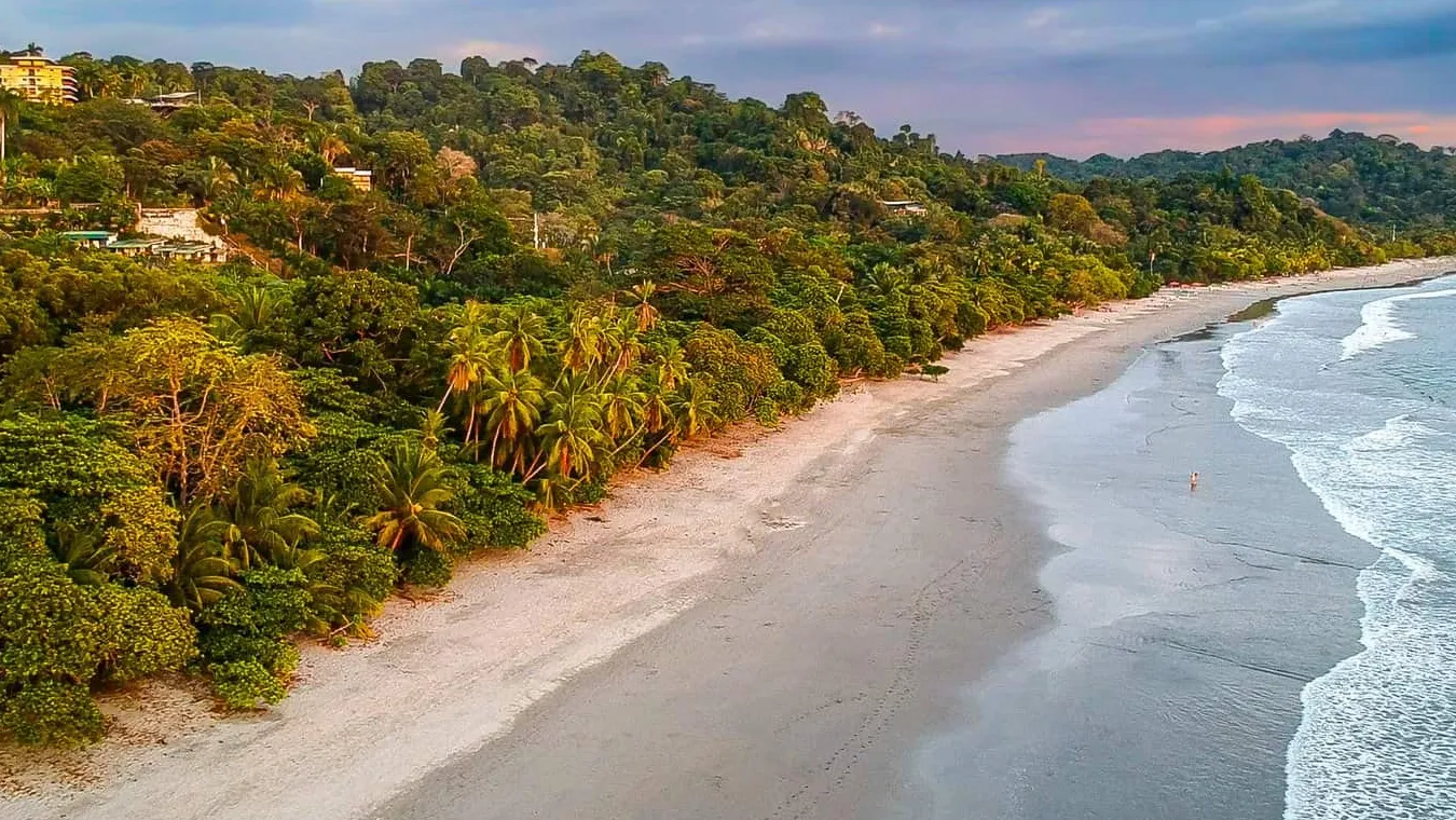 Playa Espadilla