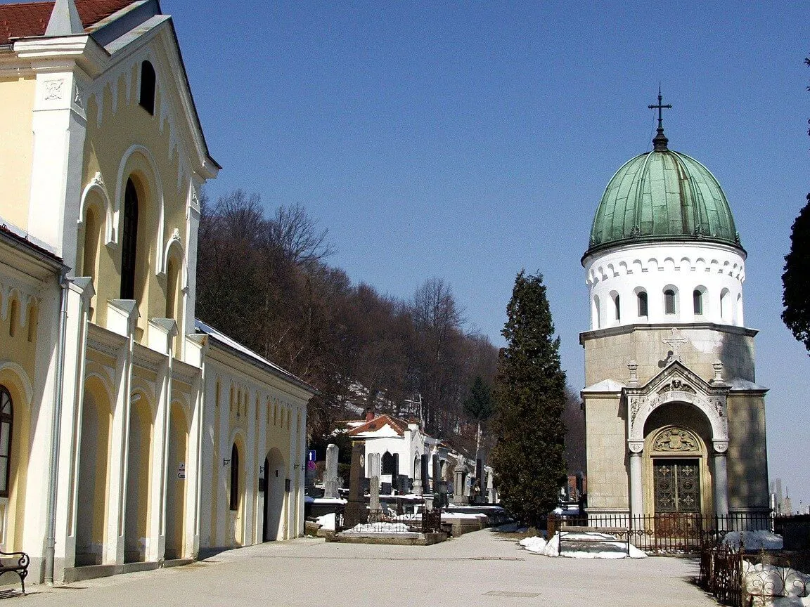 La Iglesia de la Trinidad Santa