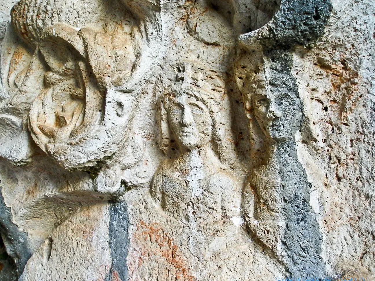 Ermita de Zmajeva Špilja (Cueva del Dragón)