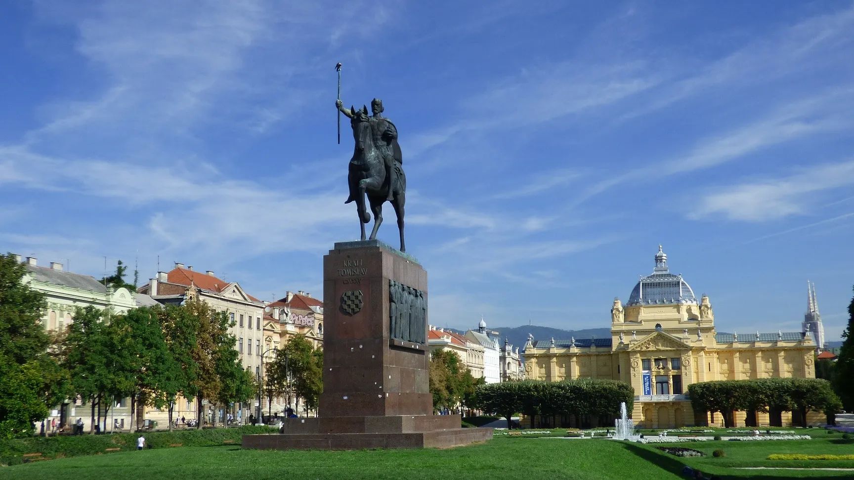 Plaza del Rey Tomislav