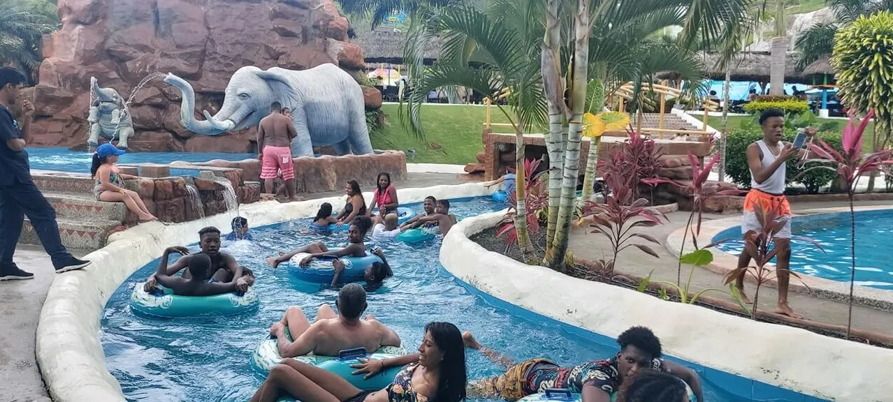 Parque Acuático Aqua Park El Surillal