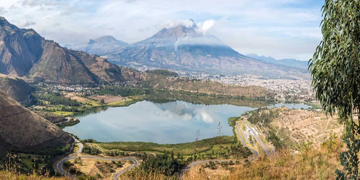 Mirador de Yahuarcocha