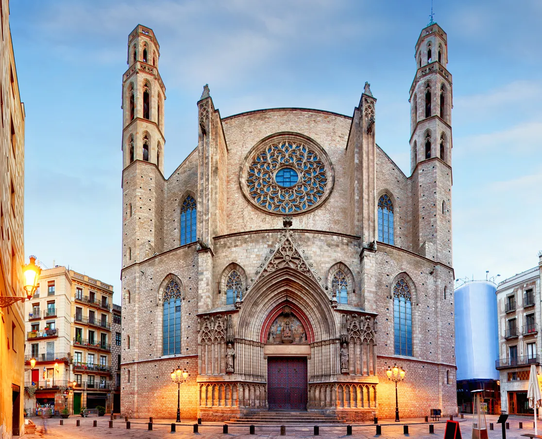 Iglesia amarrada de Santa María