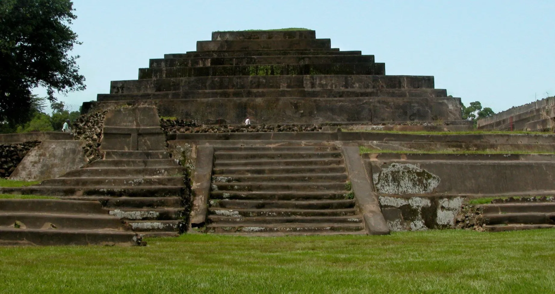 Pirámide Principal (Estructura B1-1)