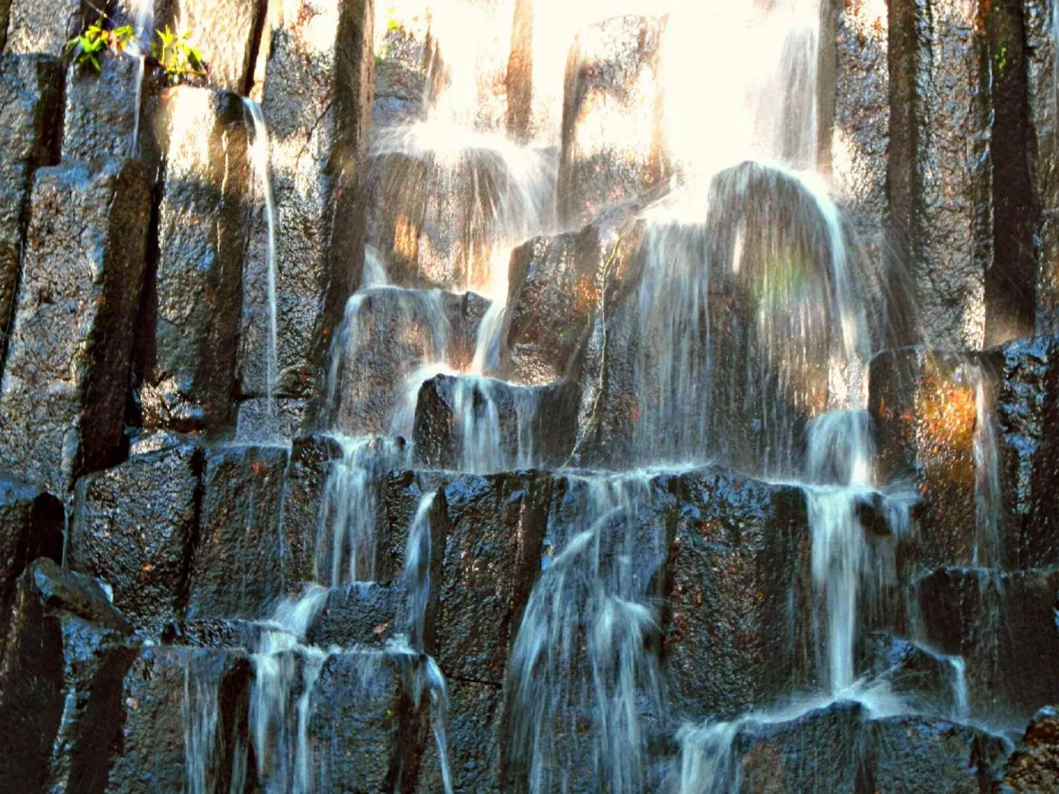 Cascada Los Tercios