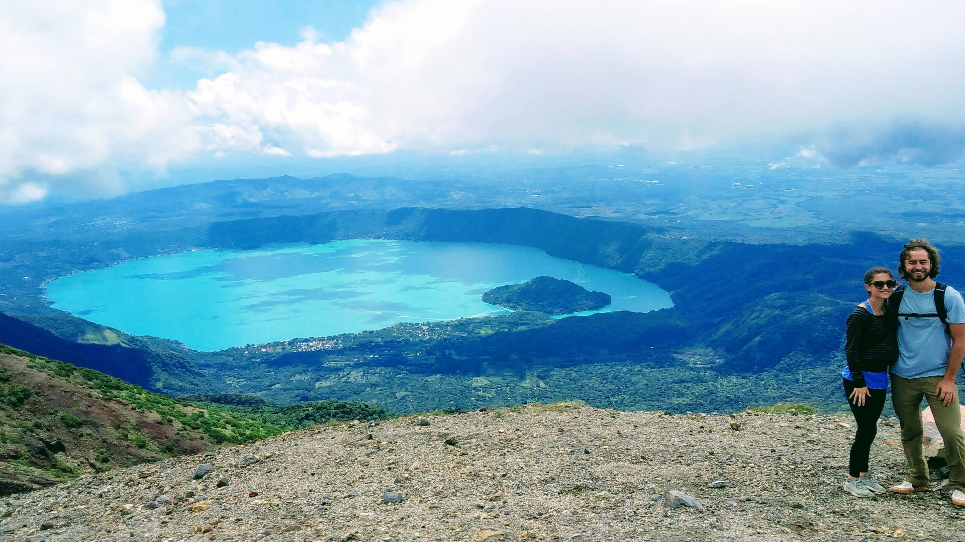 Vista del Lago de Coatepeque