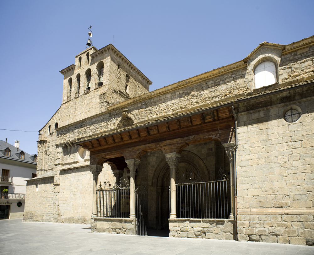 Catedral De San Pedro De Jaca