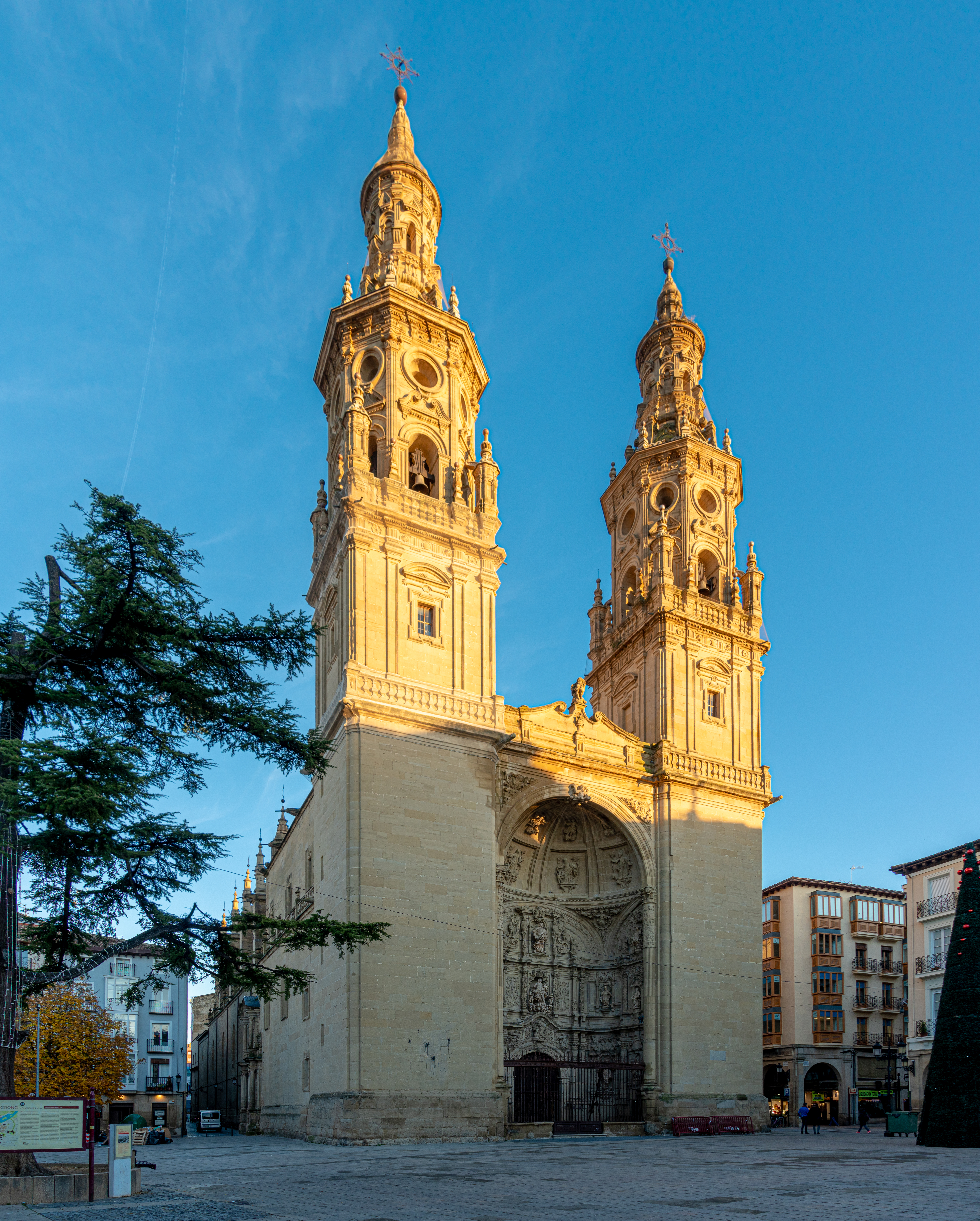 Audioguía de Concatedral De Santa Maria De La Redonda