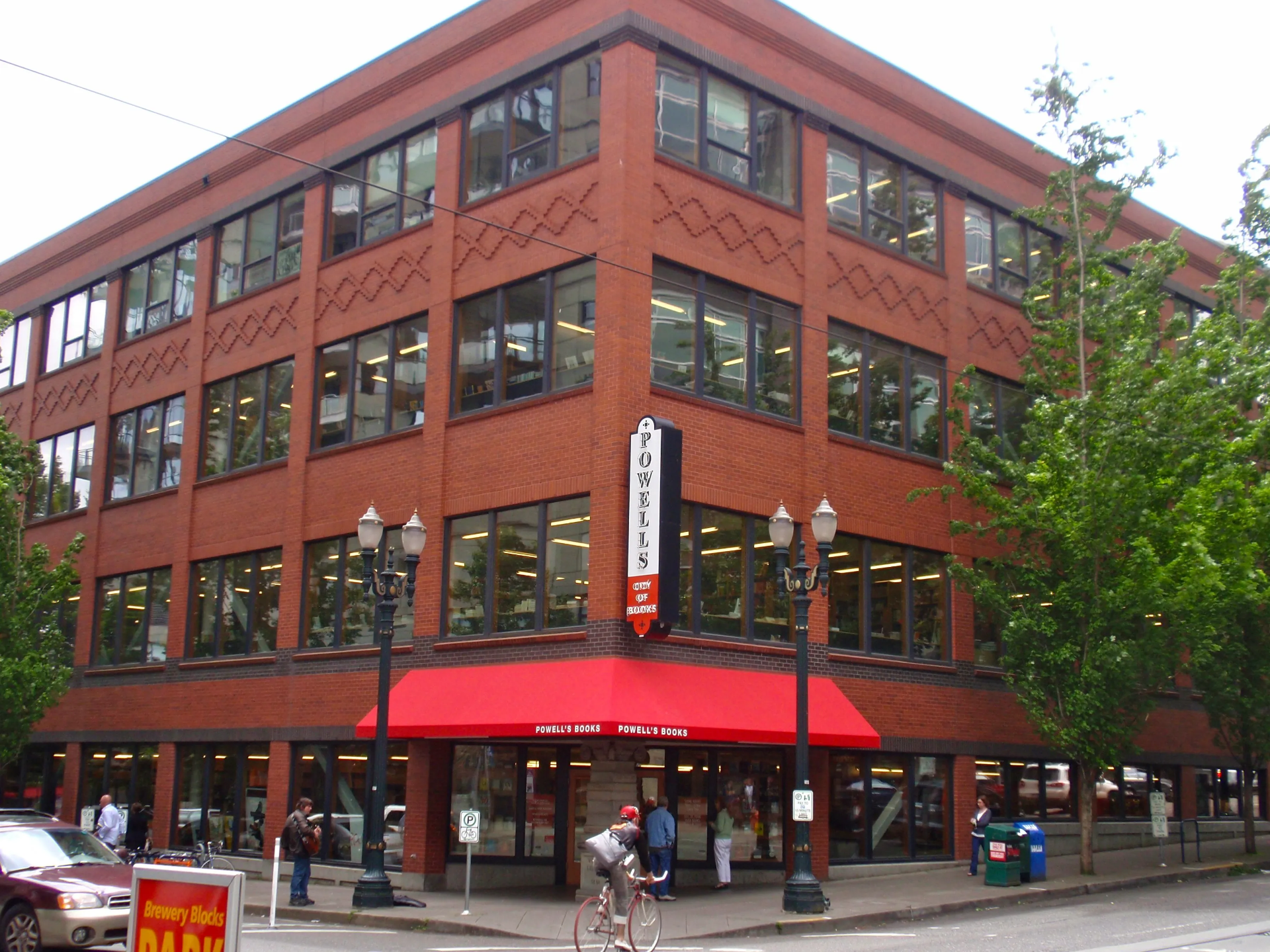 Powell’s City of Books