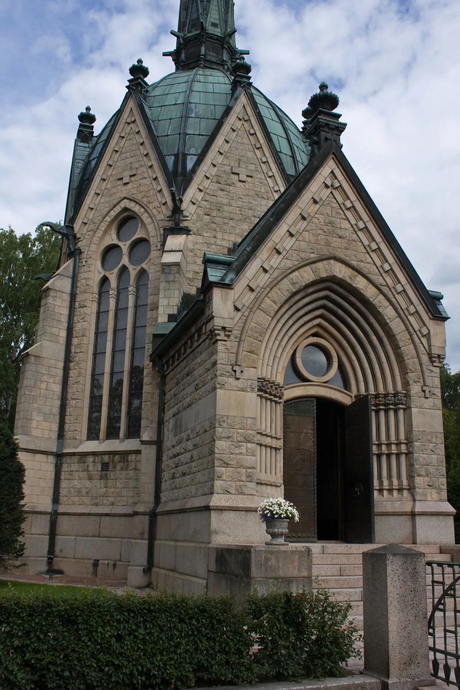 Juselius Mausoleum