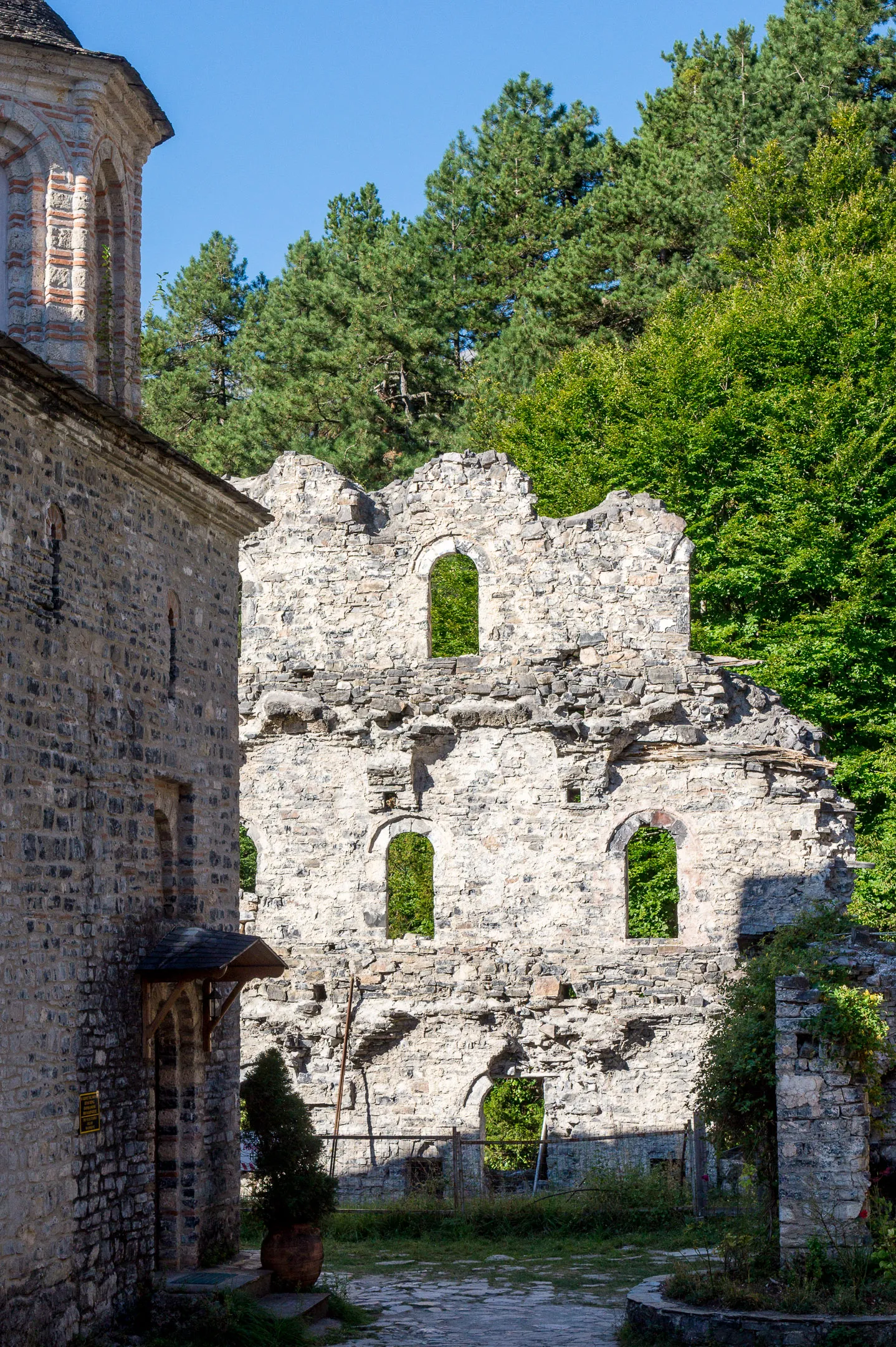 Antiguo Monasterio de San Dionisio