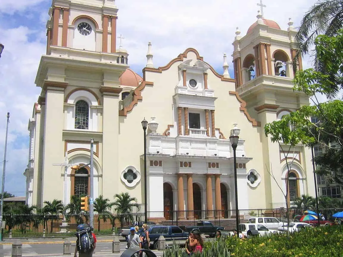 Catedral San Pedro Apóstol