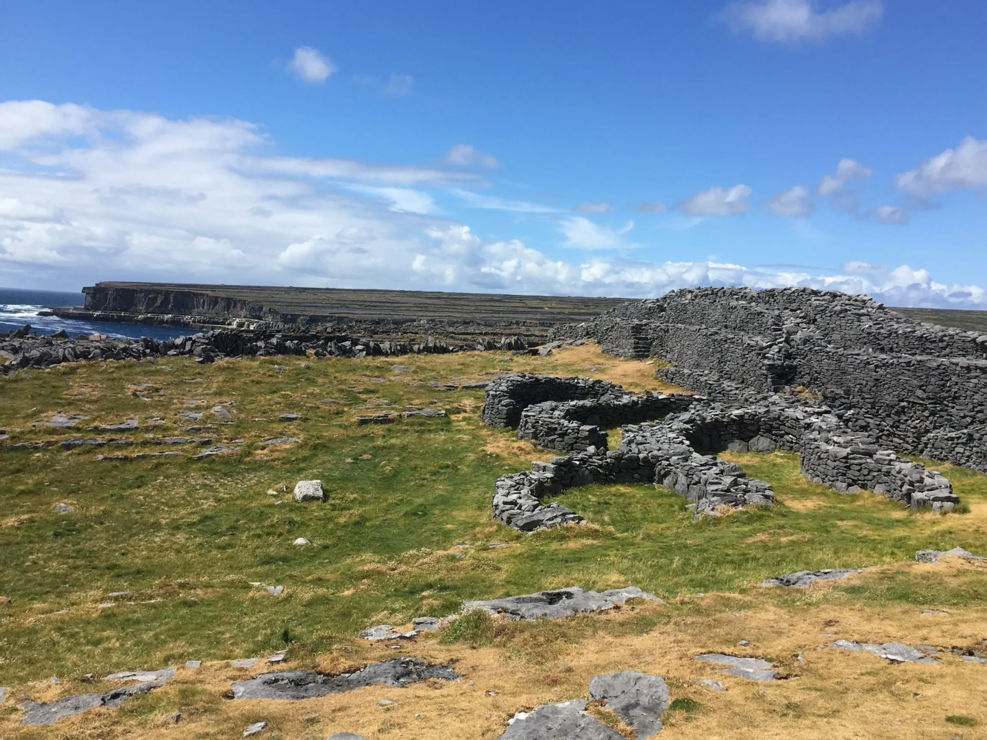 Dún Dúchathair (Black Fort)