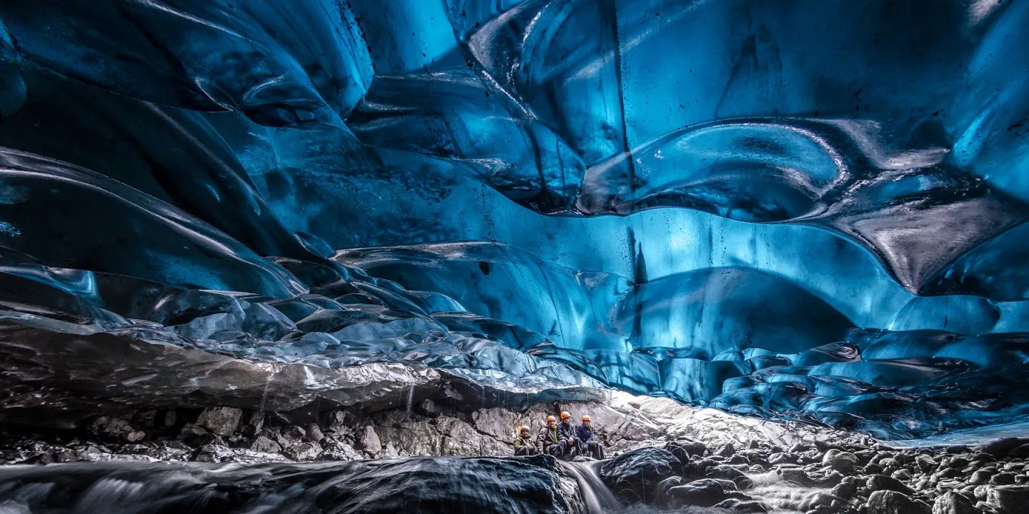 Cueva Ægissíðufoss