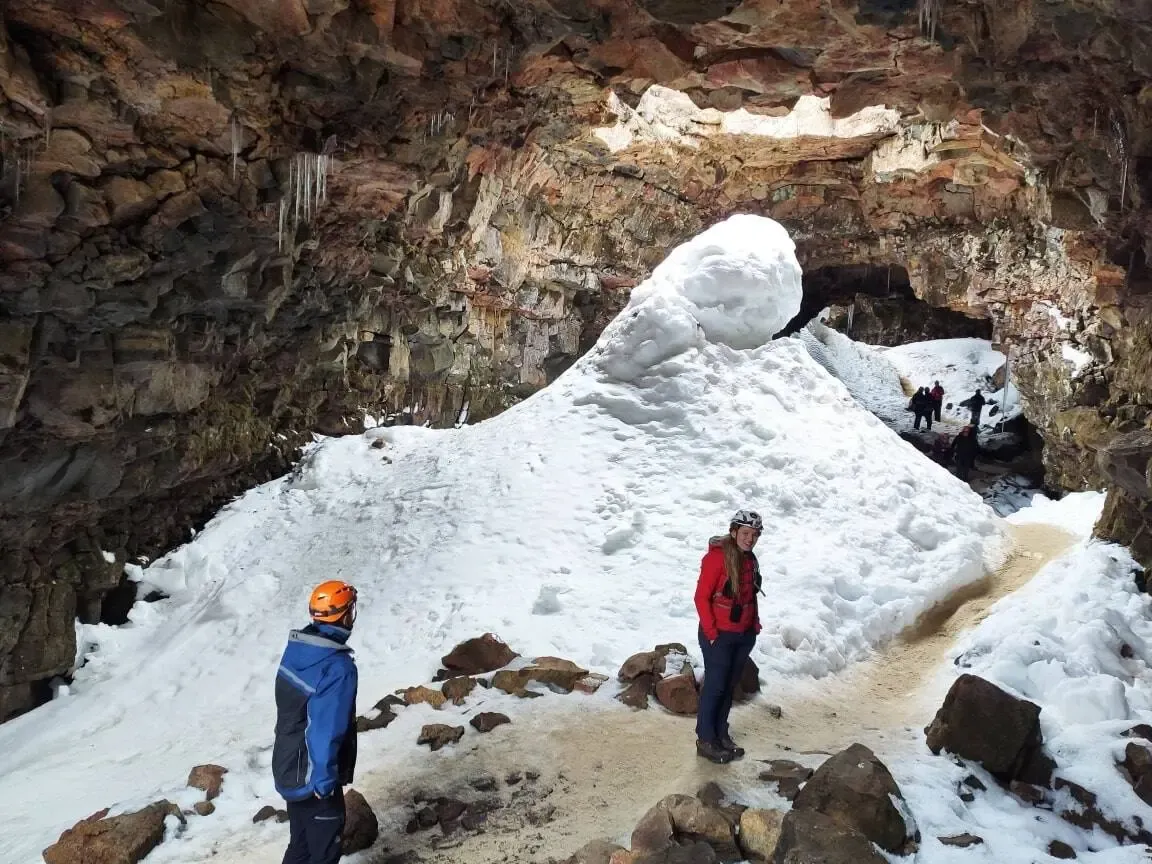 Cueva de Raufarhólshellir