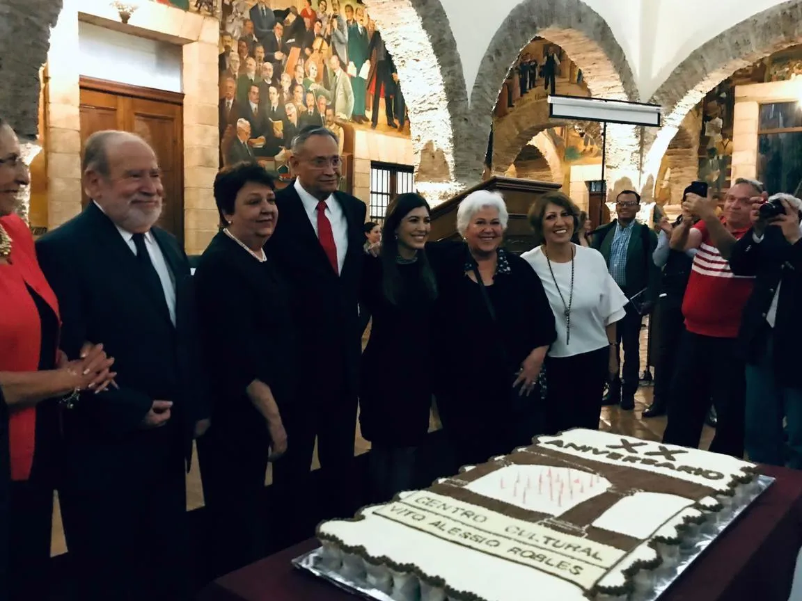 Centro Cultural Vito Alessio Robles