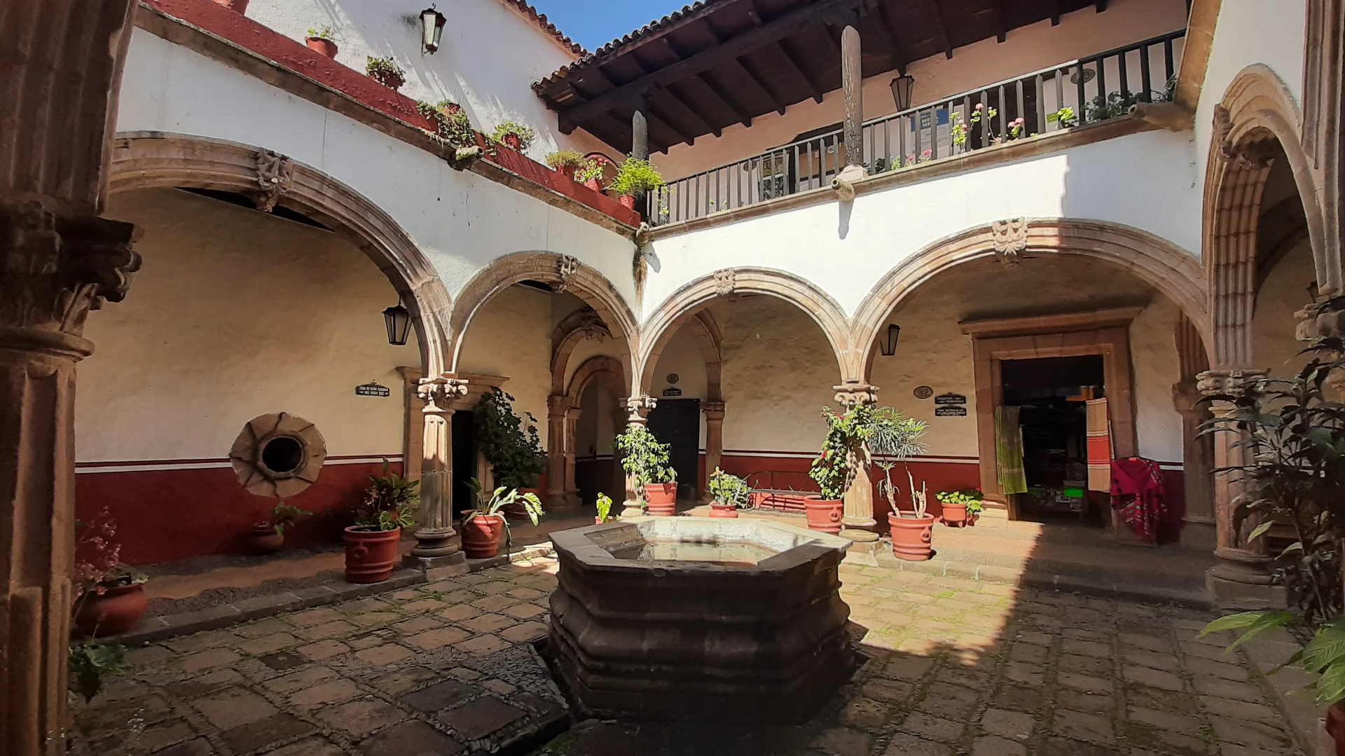 Casa de los Once Patios