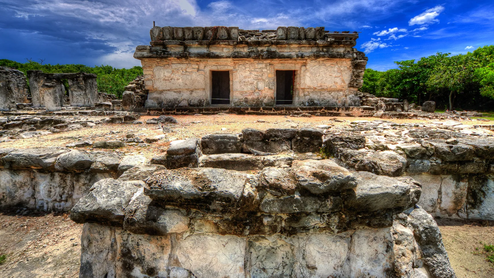 Zona Arqueológica El Rey