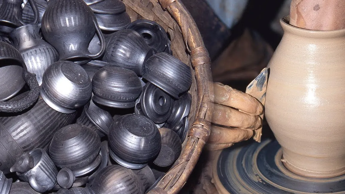 Talleres de Cerámica Negra