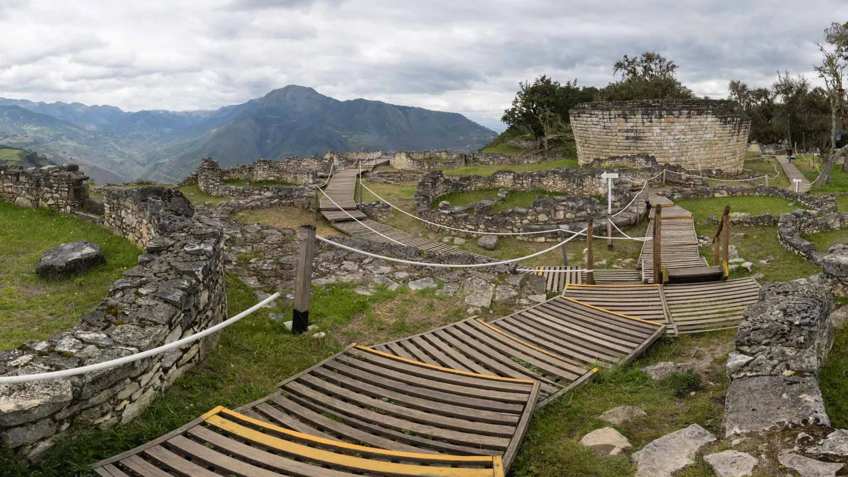 Complejo Arqueológico de Kuelap