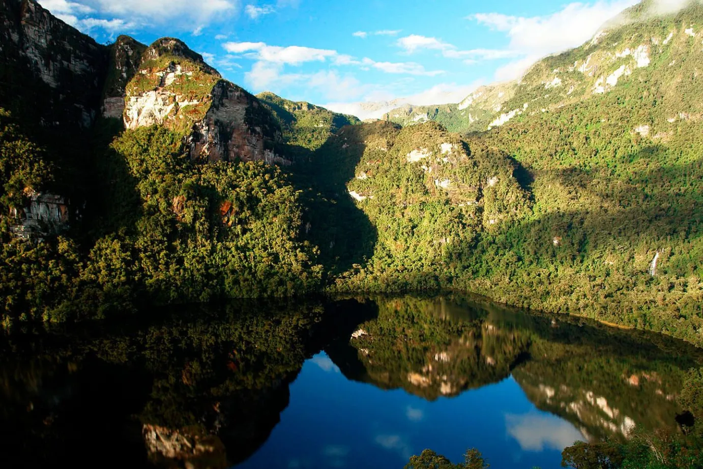 Laguna de los Cóndores