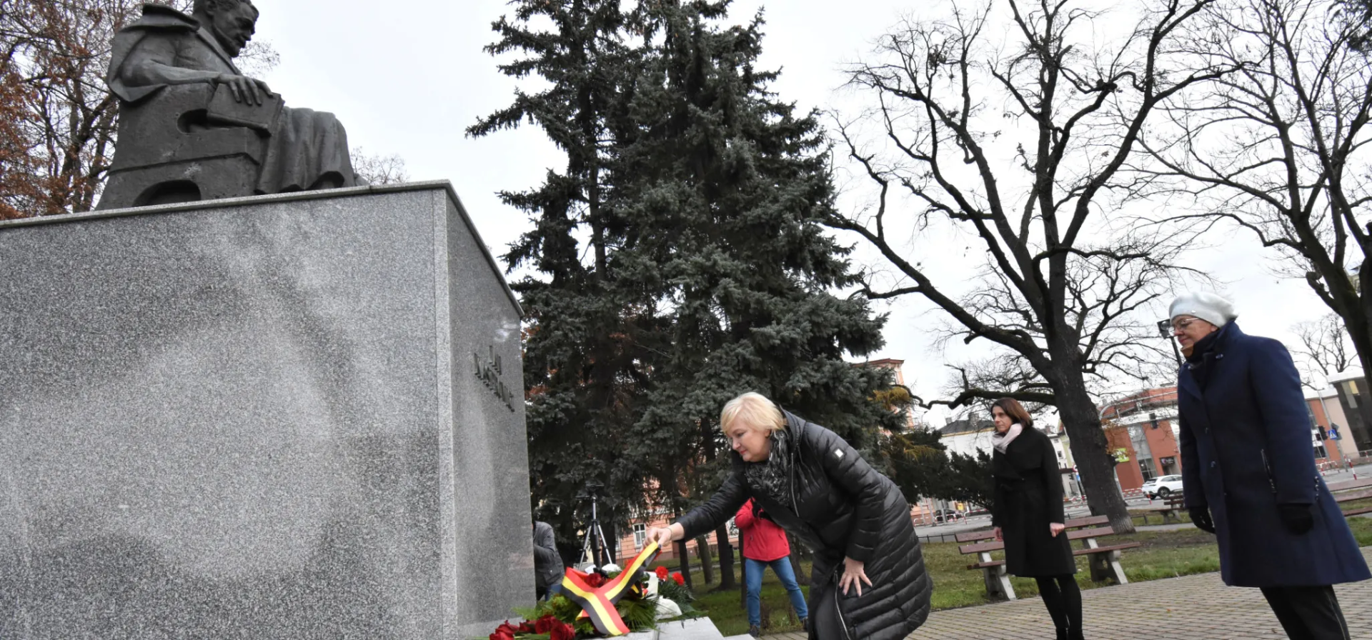 Monumento a Jan Kasprowicz