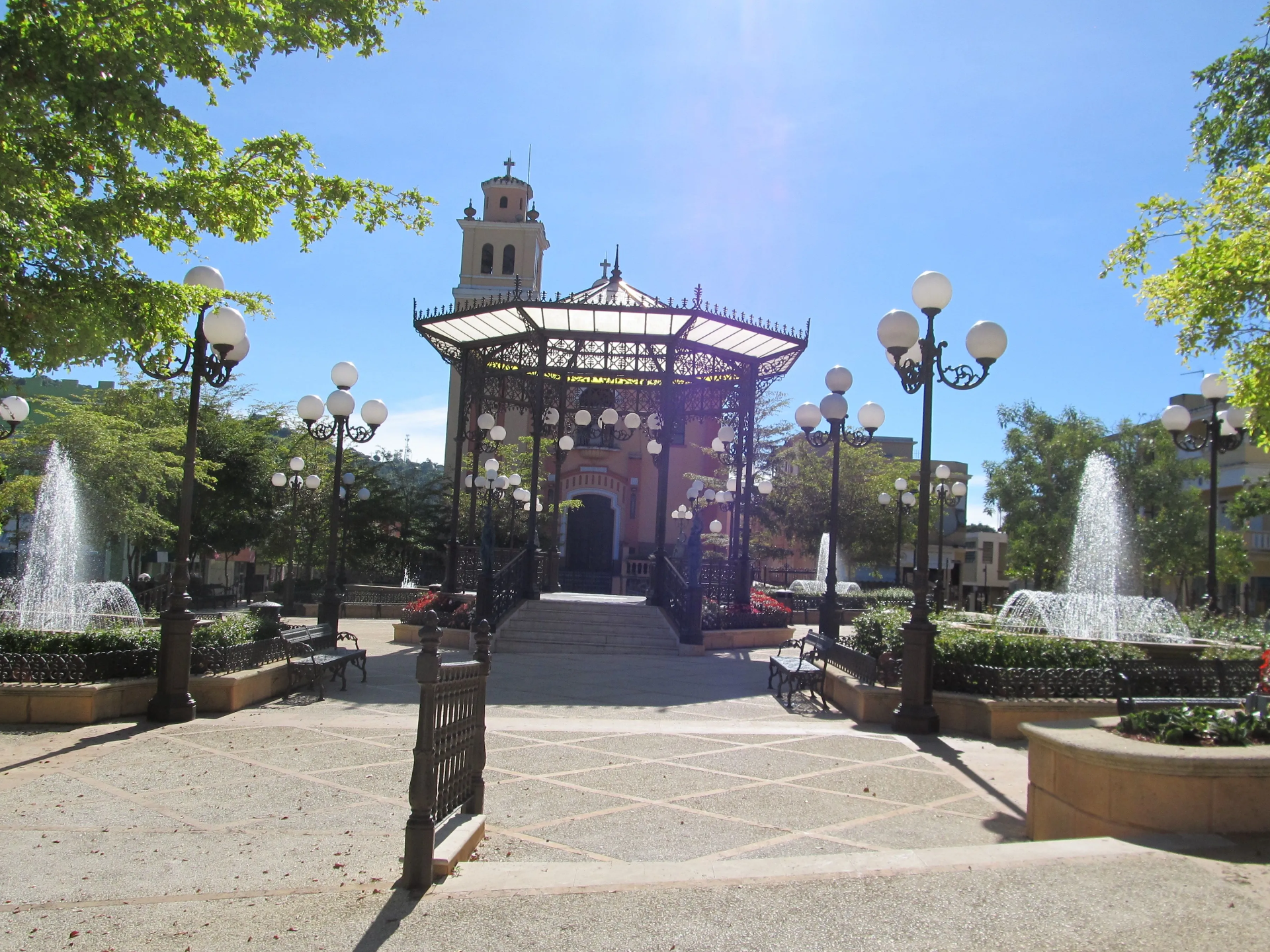 Plaza de Recreo Monseñor Miguel Angel Mendoza