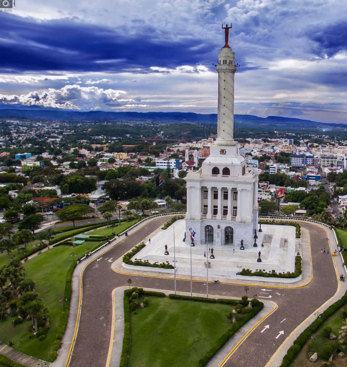 Monumento a los Héroes de Liberación