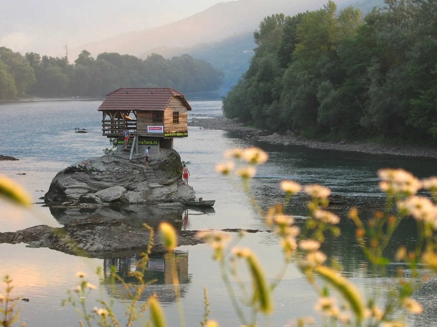 Casa en el río Drina