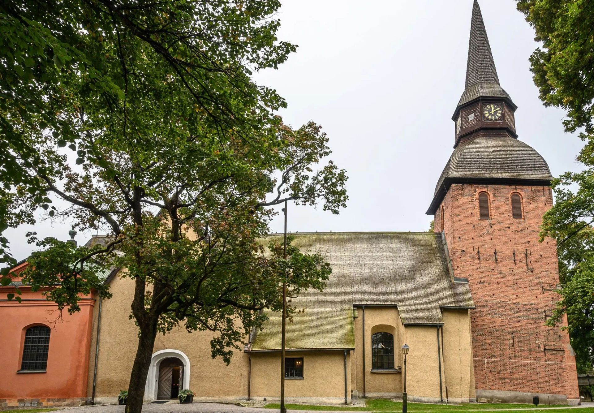 Klosters kyrka