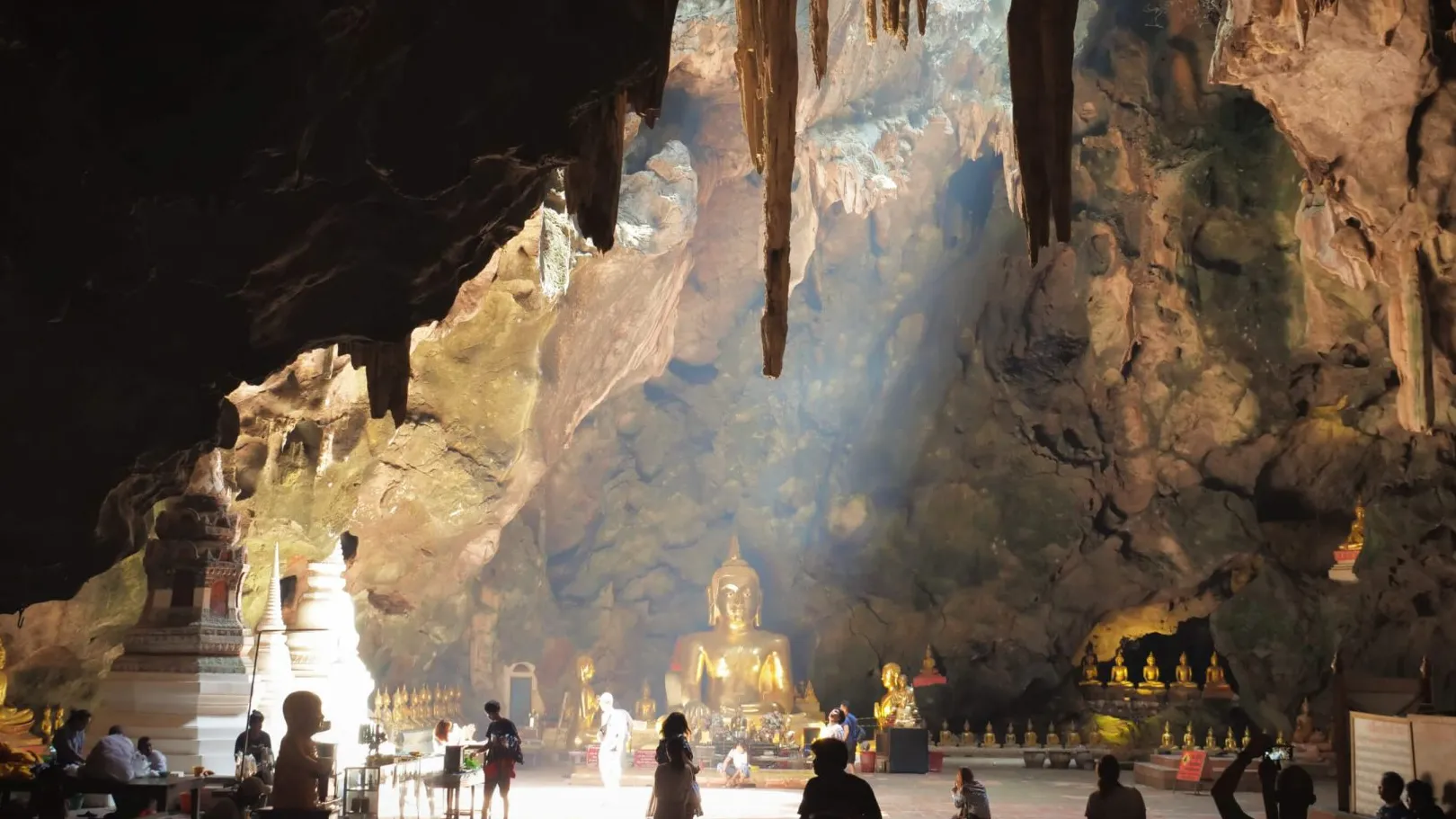 Cueva Khao Luang