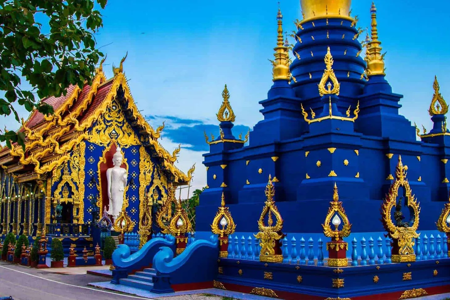 Templo Azul (Wat Rong Suea Ten)