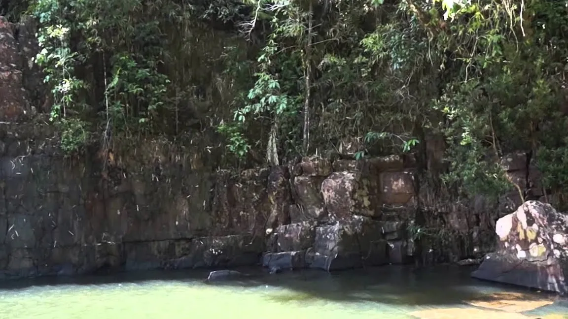 Cascada Klong Yai Kee