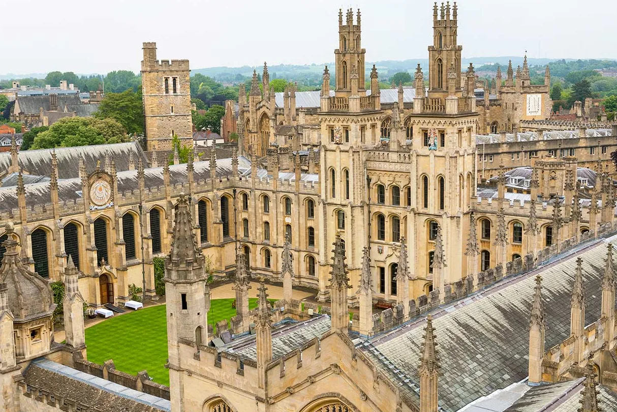 Hertford College y el Puente de los Suspiros