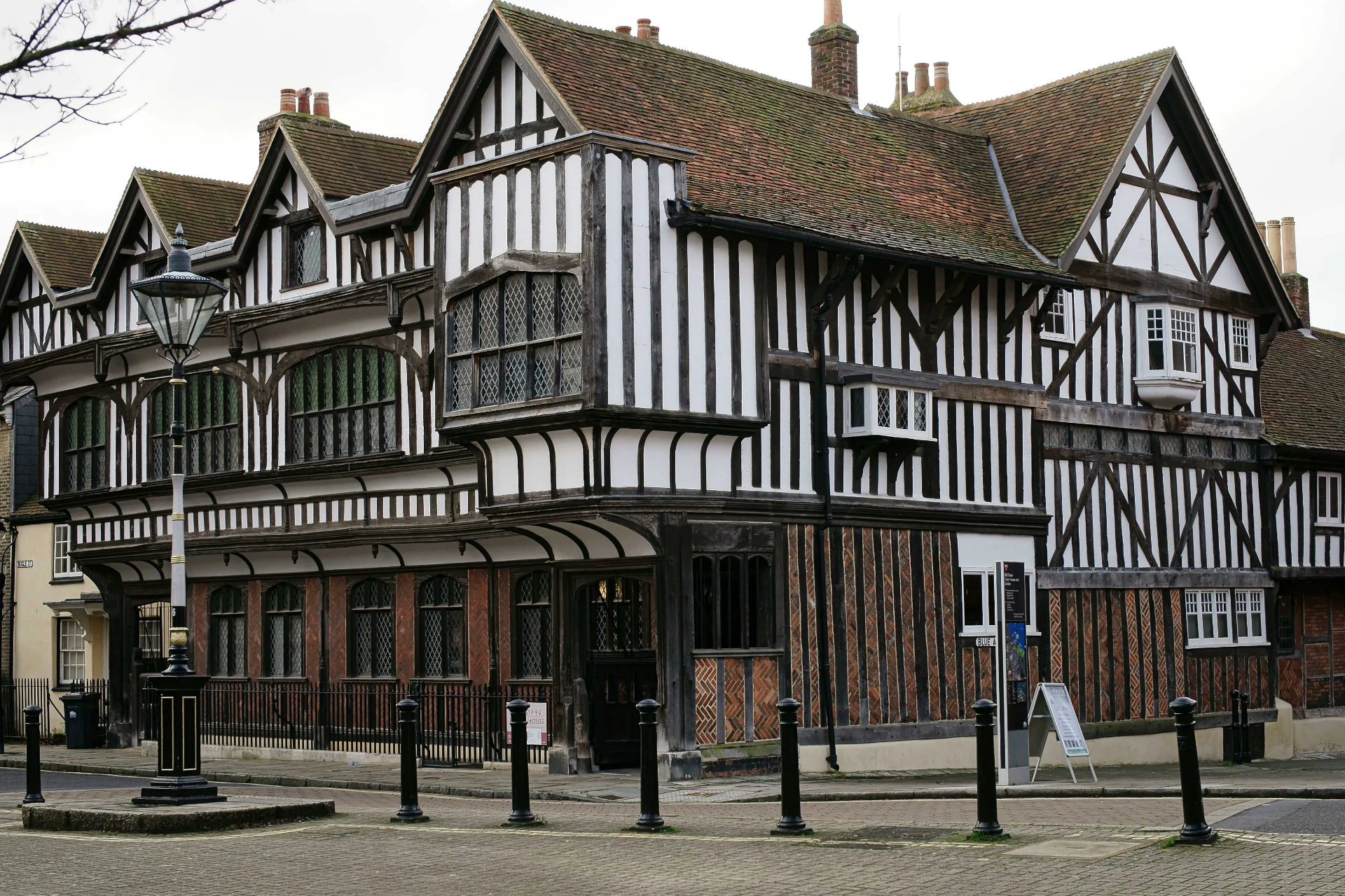 Museo de la Casa Tudor (Tudor House Museum)