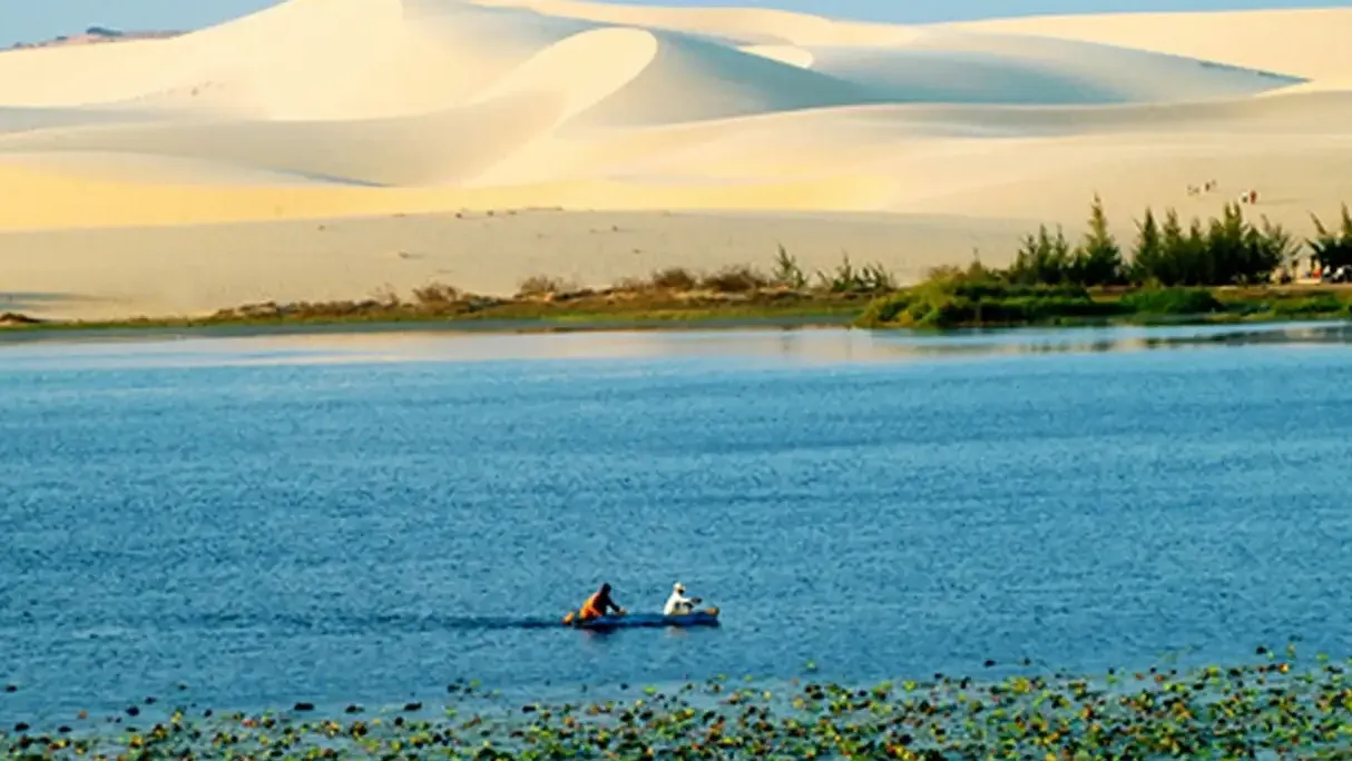 Lago Bau Trang