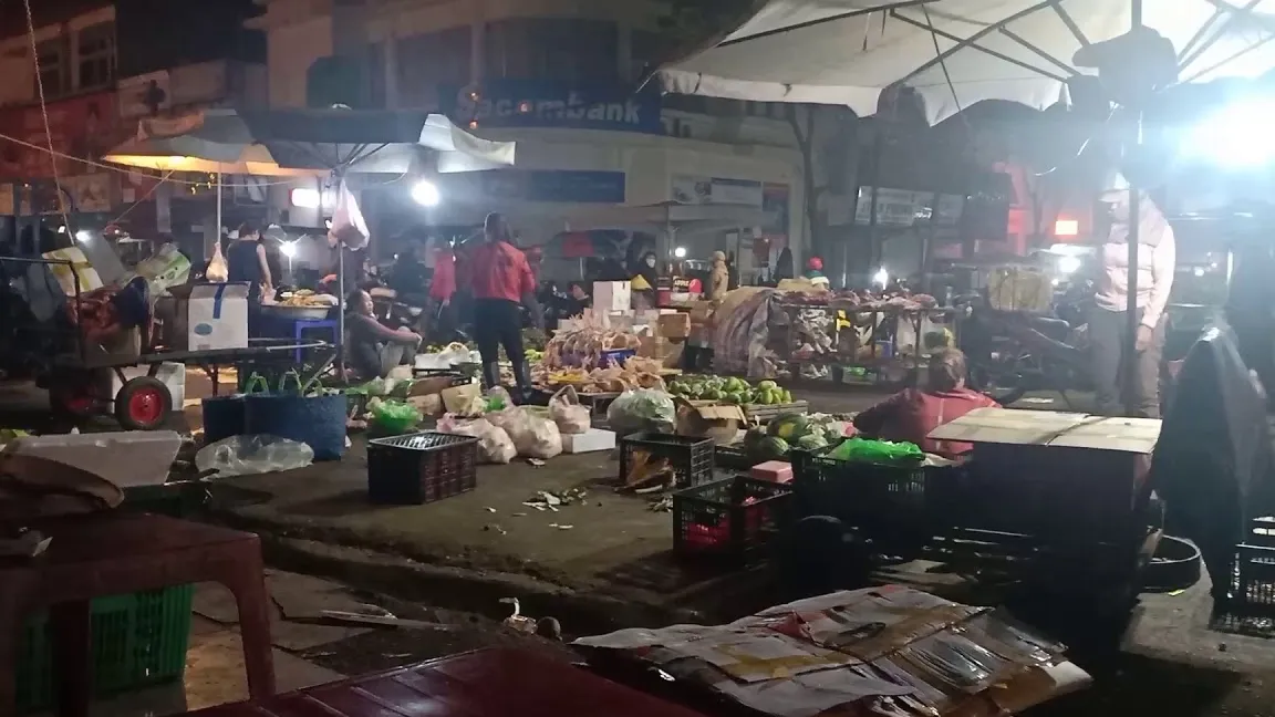 Mercado Noche Pleiku