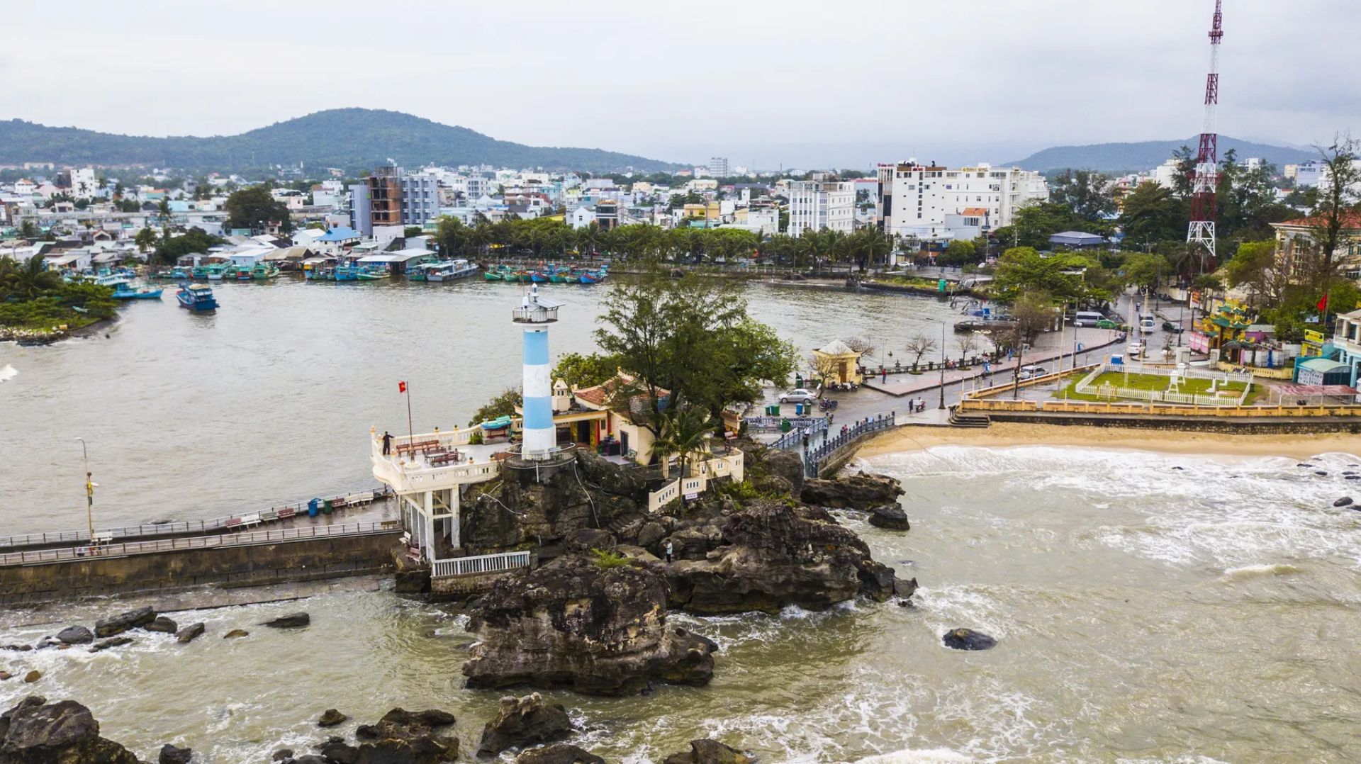 Templo Dinh Cau