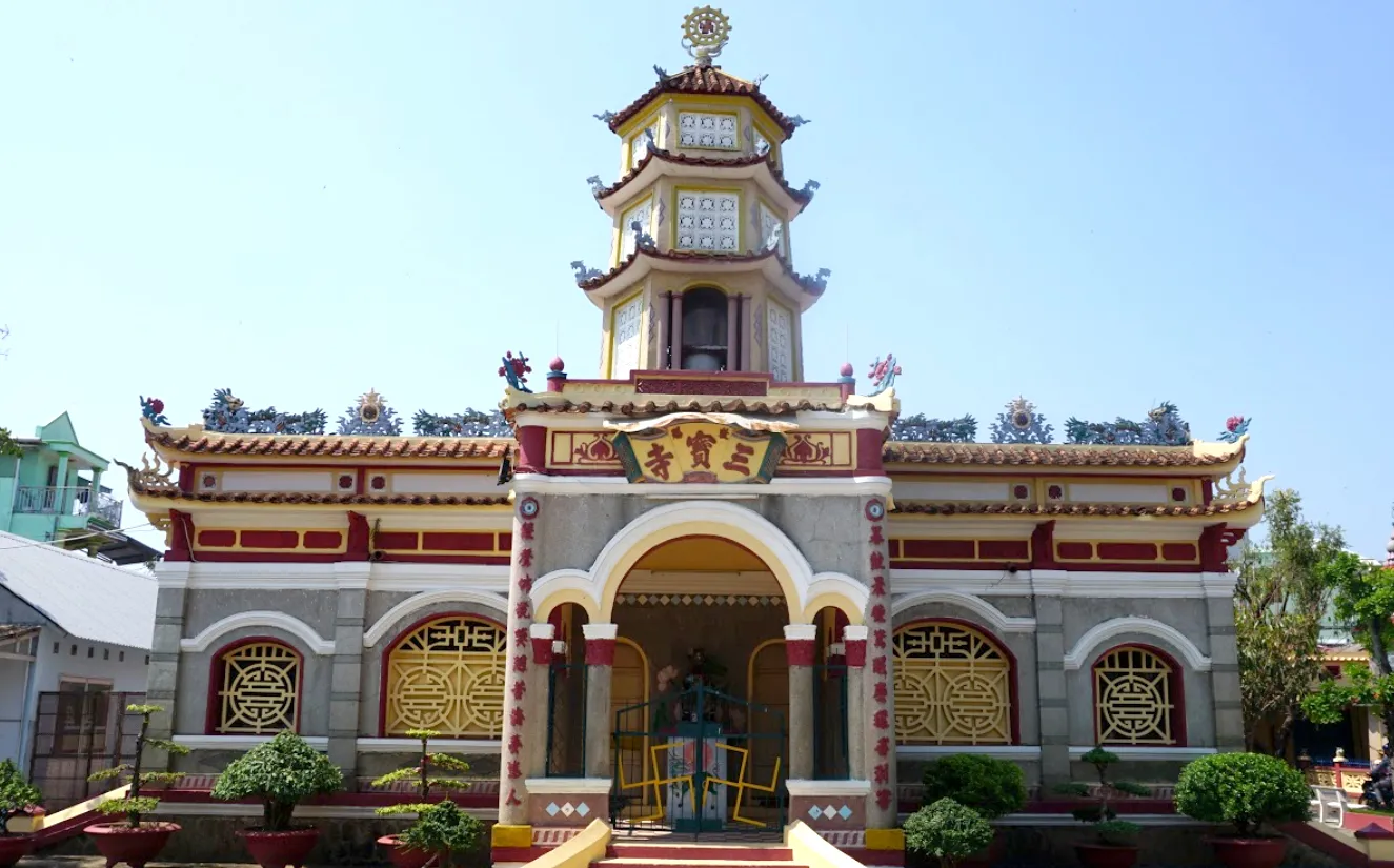 Tam Bao Pagoda